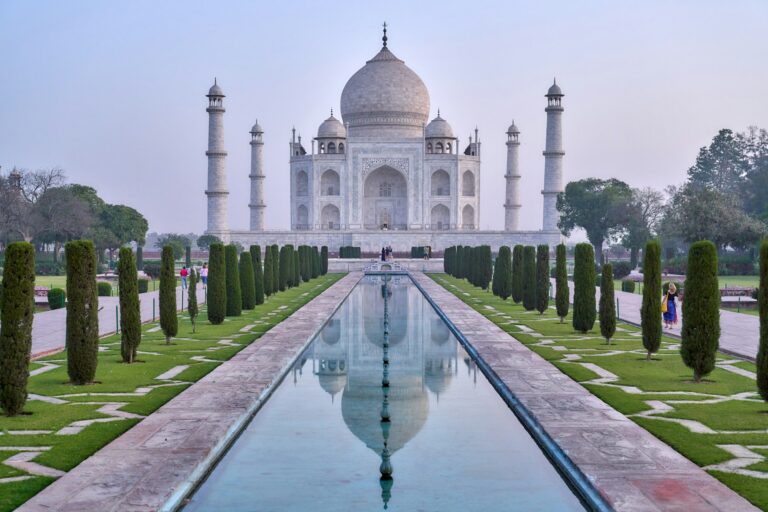 Coinbase Returns to India Following Registration with Regulator